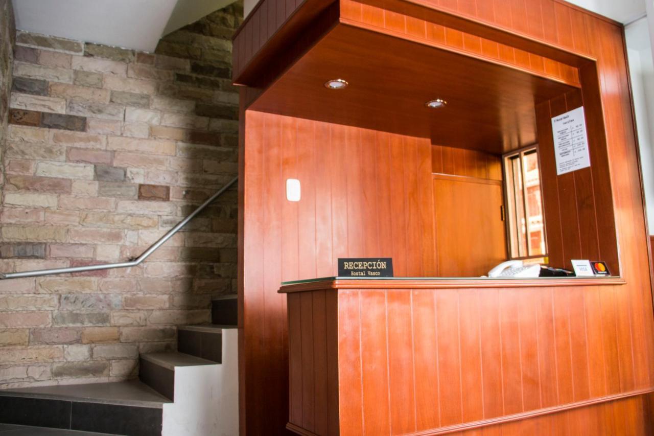 Hostal Vasco Tacna Ngoại thất bức ảnh