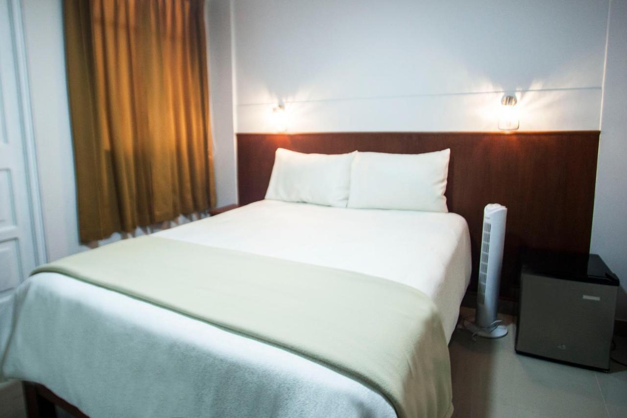 Hostal Vasco Tacna Ngoại thất bức ảnh